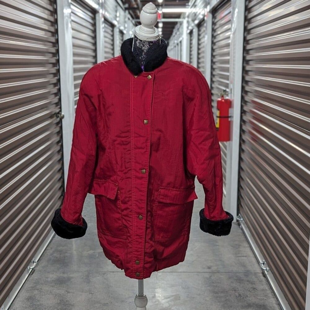 Vintage Buddy Bates Size 8 Red Nylon Jacket with Black Trim 90s Y2K Gorpcore - Picture 1 of 12